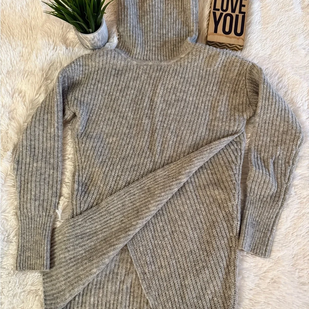 Banana Republic Gray Turtleneck Asymmetrical Sweater